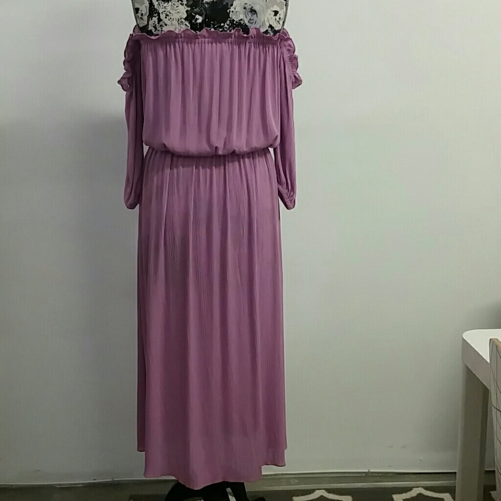 Lilac maxi dress with ruffle detail - Picture 8 of 8